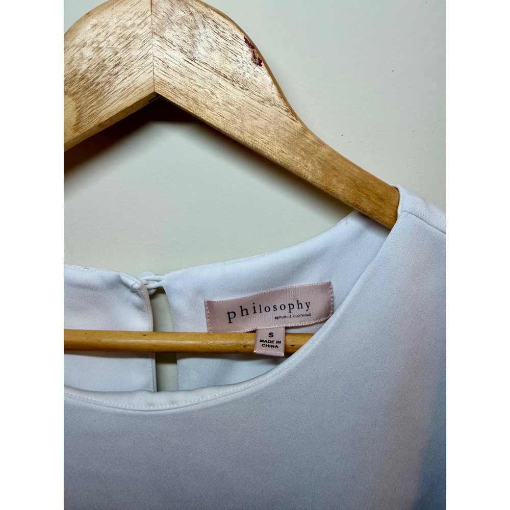 Philosophy Women's White flowy high-low baby doll style Blouse size S - Picture 5 of 7